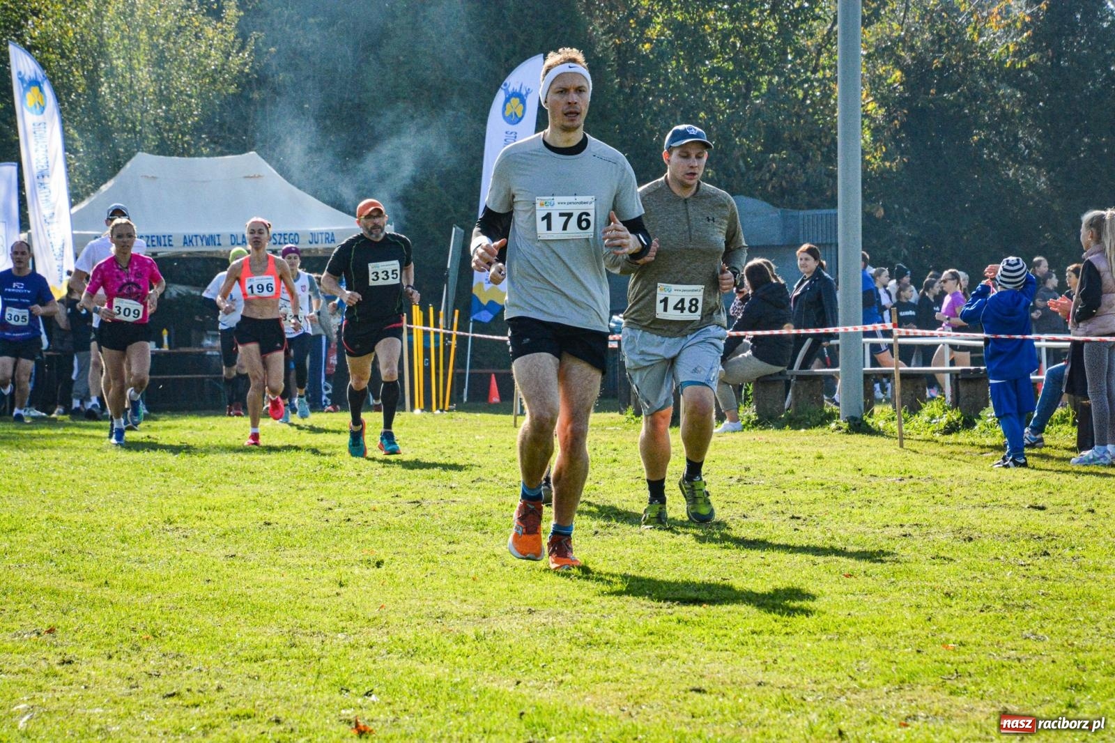 Zdjęcie w galerii na portalu naszraciborz.pl: Rywalizacja i rekreacja. Rodzinny piknik biegowy w Pietrowicach Wielkich wiadomości z regionu