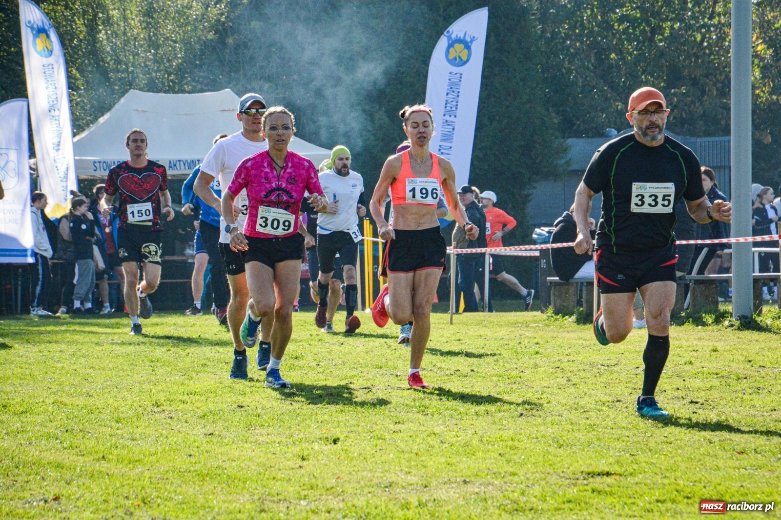 Zdjęcie w galerii na portalu naszraciborz.pl: Rywalizacja i rekreacja. Rodzinny piknik biegowy w Pietrowicach Wielkich wiadomości z regionu