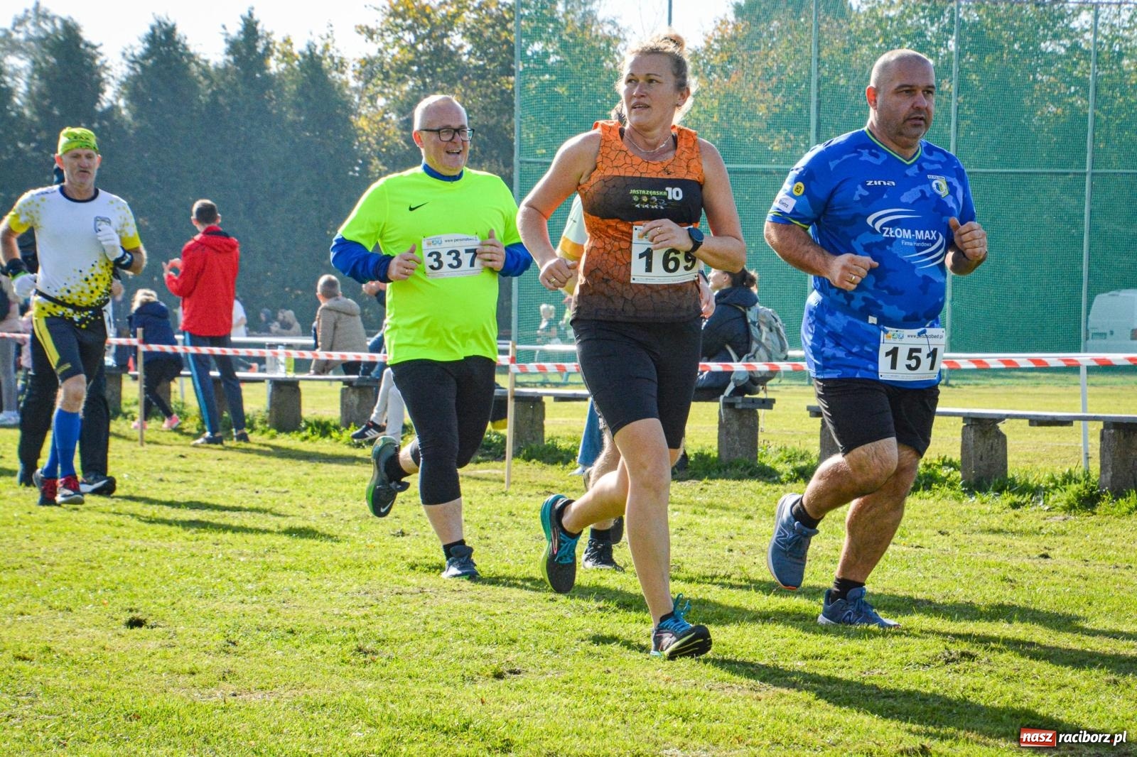 Zdjęcie w galerii na portalu naszraciborz.pl: Rywalizacja i rekreacja. Rodzinny piknik biegowy w Pietrowicach Wielkich wiadomości z regionu
