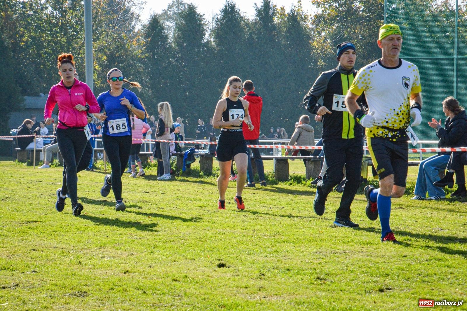 Zdjęcie w galerii na portalu naszraciborz.pl: Rywalizacja i rekreacja. Rodzinny piknik biegowy w Pietrowicach Wielkich wiadomości z regionu