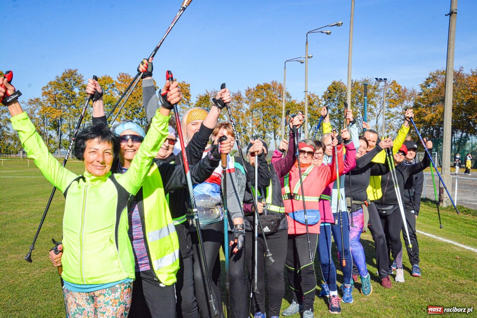 Zdjęcie w galerii na portalu naszraciborz.pl: Rywalizacja i rekreacja. Rodzinny piknik biegowy w Pietrowicach Wielkich wiadomości z regionu