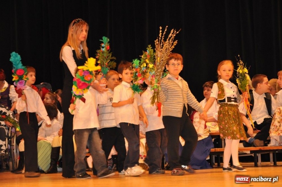 Zdjęcie w galerii na portalu naszraciborz.pl: X Bajtel Gala z marzaniokiem i goikiem wiadomości z regionu