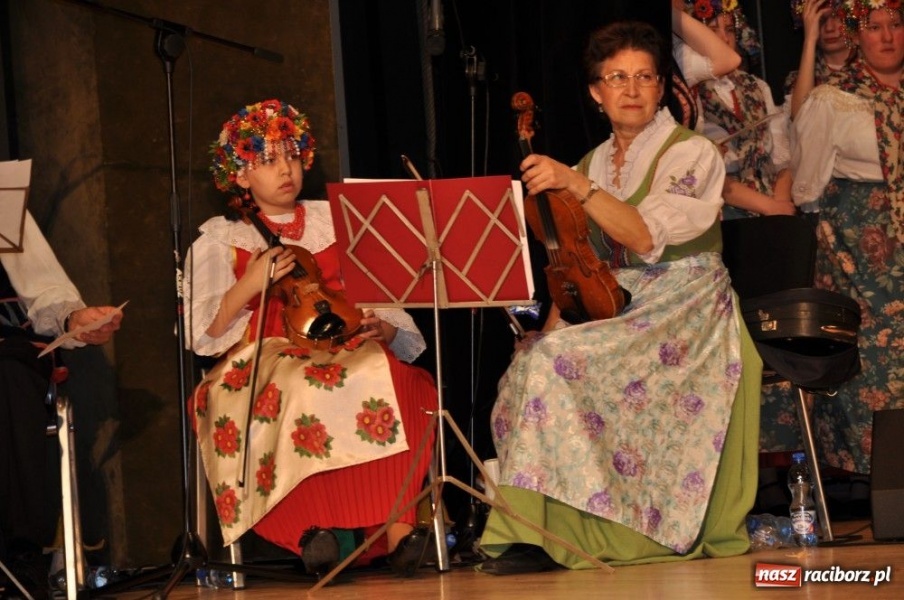 Zdjęcie w galerii na portalu naszraciborz.pl: X Bajtel Gala z marzaniokiem i goikiem wiadomości z regionu