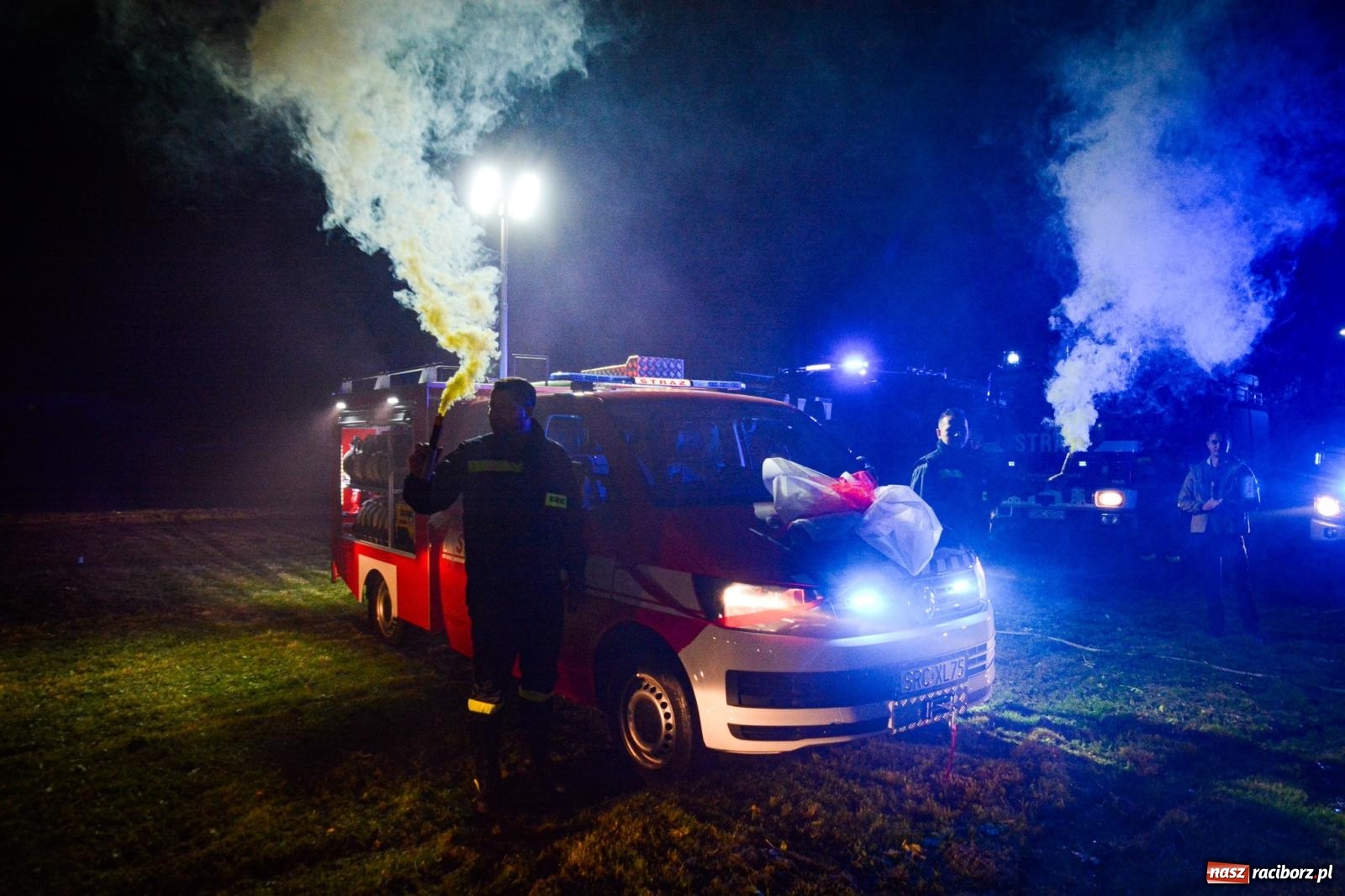Zdjęcie w galerii na portalu naszraciborz.pl: W końcu mają czym wyjeżdżać do akcji. OSP Gródczanki mają nowy lekki wóz strażacki wiadomości z regionu