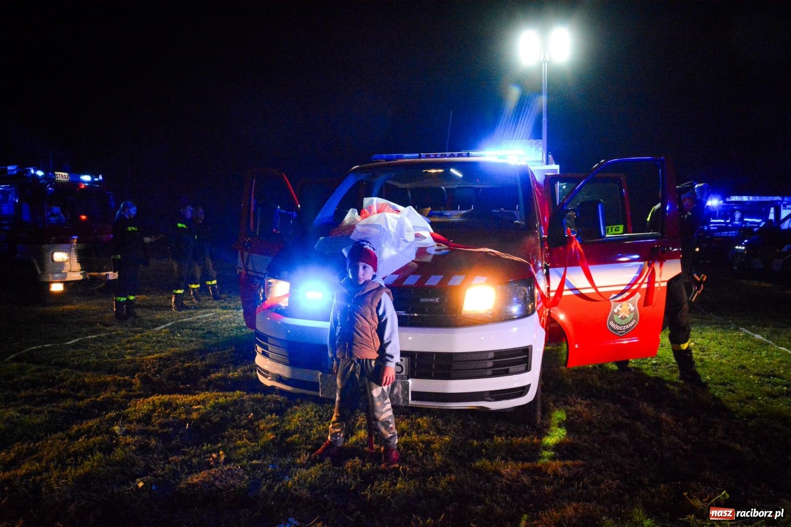 Zdjęcie w galerii na portalu naszraciborz.pl: W końcu mają czym wyjeżdżać do akcji. OSP Gródczanki mają nowy lekki wóz strażacki wiadomości z regionu