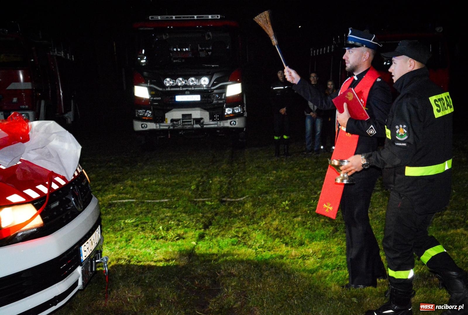 Zdjęcie w galerii na portalu naszraciborz.pl: W końcu mają czym wyjeżdżać do akcji. OSP Gródczanki mają nowy lekki wóz strażacki wiadomości z regionu