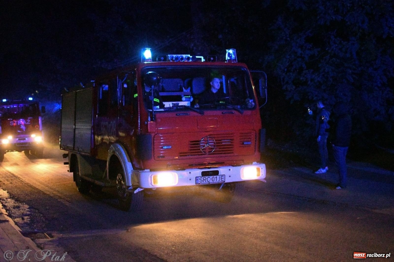 Zdjęcie w galerii na portalu naszraciborz.pl: W końcu mają czym wyjeżdżać do akcji. OSP Gródczanki mają nowy lekki wóz strażacki wiadomości z regionu