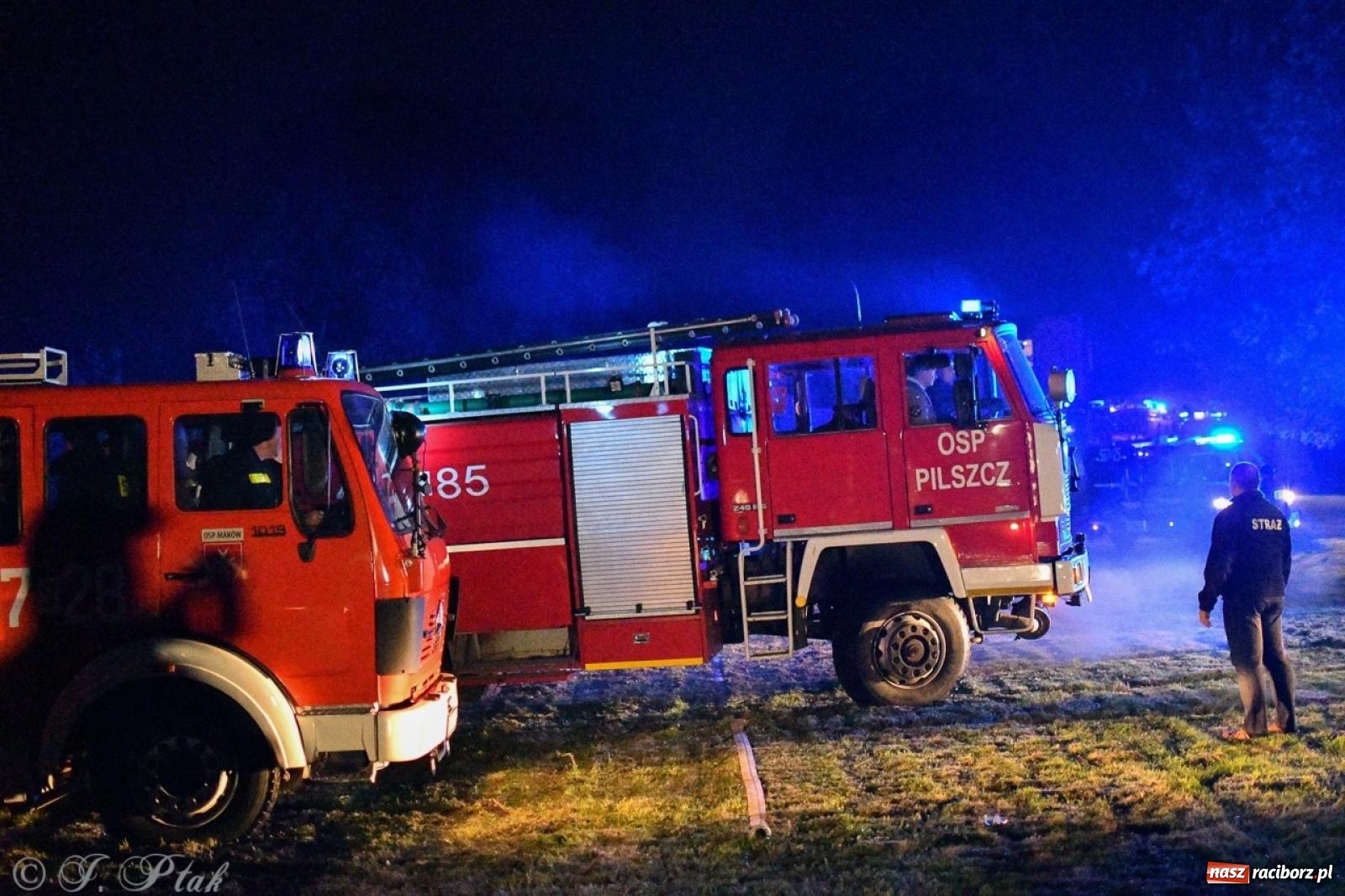 Zdjęcie w galerii na portalu naszraciborz.pl: W końcu mają czym wyjeżdżać do akcji. OSP Gródczanki mają nowy lekki wóz strażacki wiadomości z regionu