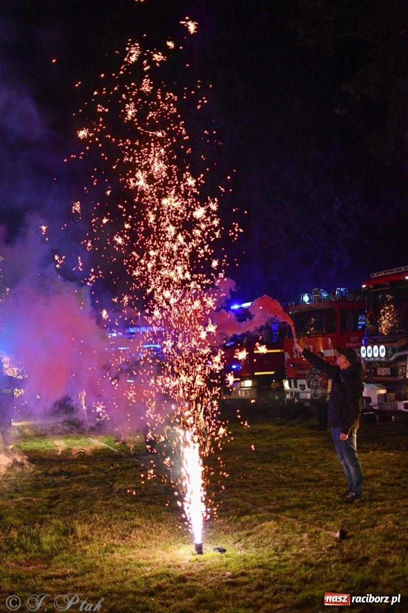 Zdjęcie w galerii na portalu naszraciborz.pl: W końcu mają czym wyjeżdżać do akcji. OSP Gródczanki mają nowy lekki wóz strażacki wiadomości z regionu