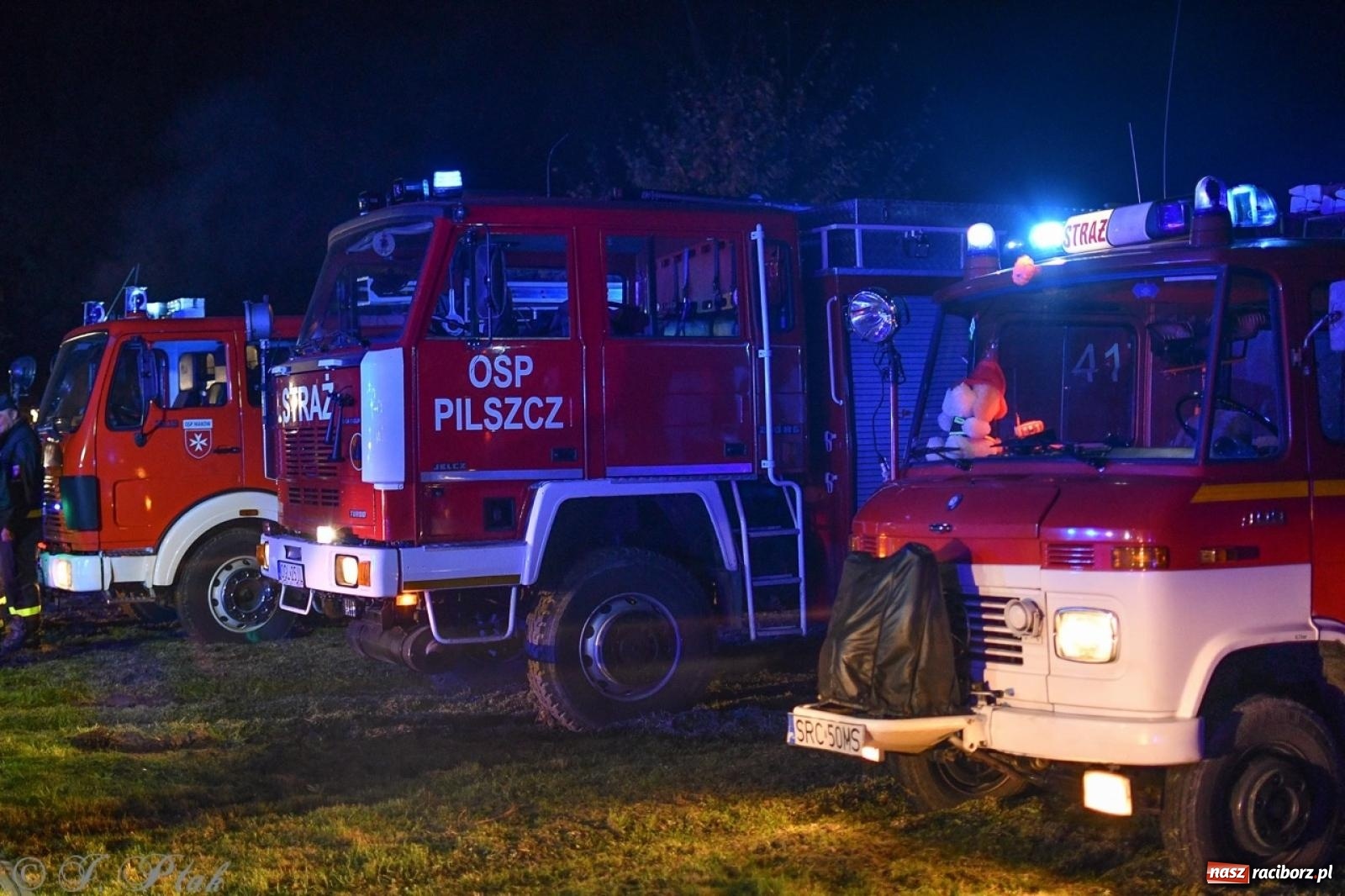 Zdjęcie w galerii na portalu naszraciborz.pl: W końcu mają czym wyjeżdżać do akcji. OSP Gródczanki mają nowy lekki wóz strażacki wiadomości z regionu