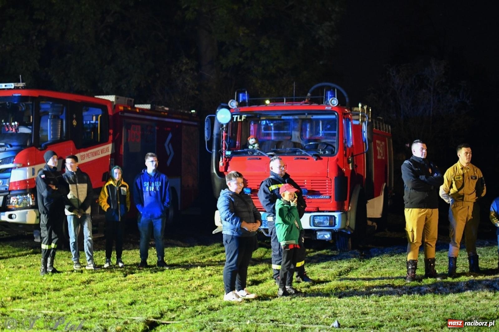 Zdjęcie w galerii na portalu naszraciborz.pl: W końcu mają czym wyjeżdżać do akcji. OSP Gródczanki mają nowy lekki wóz strażacki wiadomości z regionu