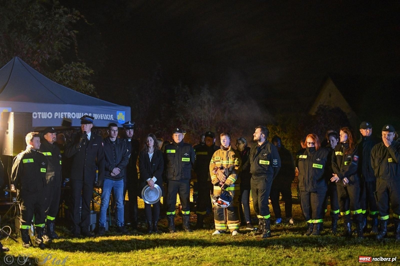 Zdjęcie w galerii na portalu naszraciborz.pl: W końcu mają czym wyjeżdżać do akcji. OSP Gródczanki mają nowy lekki wóz strażacki wiadomości z regionu