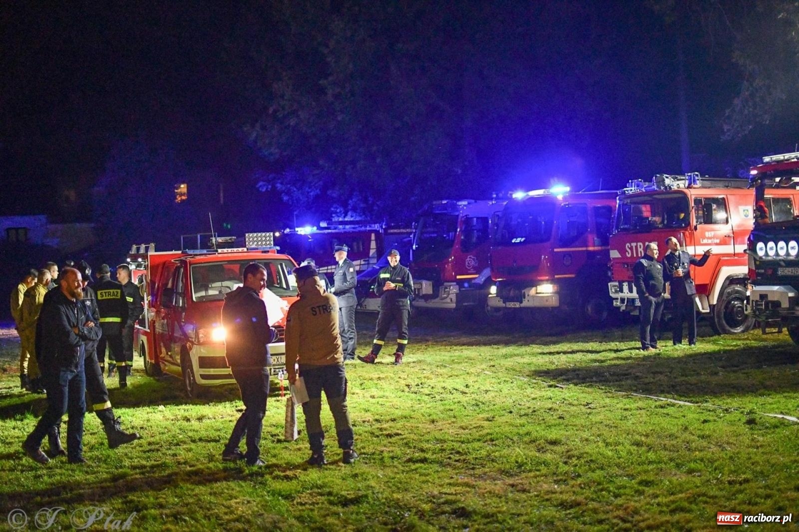 Zdjęcie w galerii na portalu naszraciborz.pl: W końcu mają czym wyjeżdżać do akcji. OSP Gródczanki mają nowy lekki wóz strażacki wiadomości z regionu