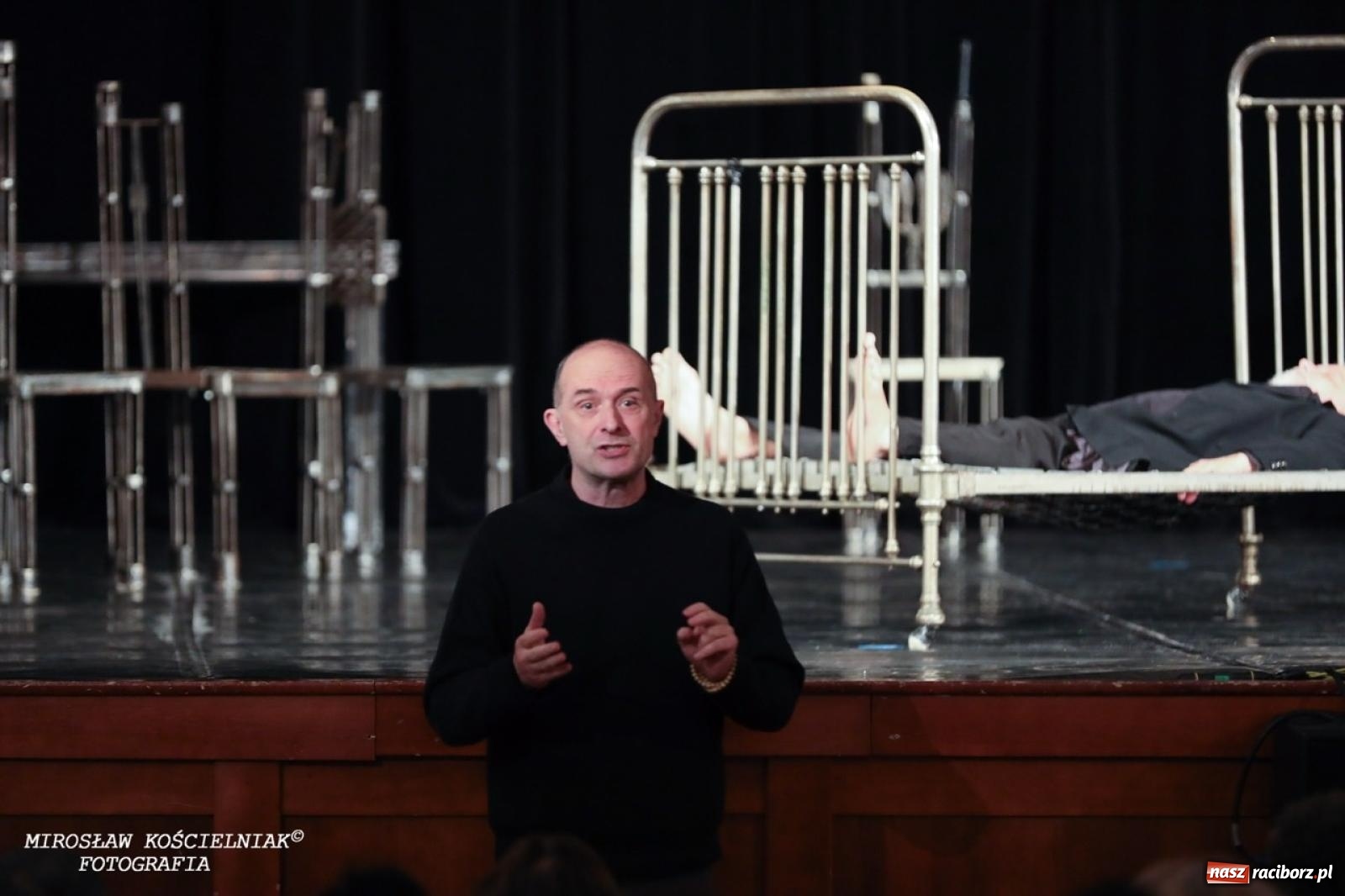 Zdjęcie w galerii na portalu naszraciborz.pl: Wrocławski Teatr Pieśń Kozła na deskach RCK wiadomości z regionu