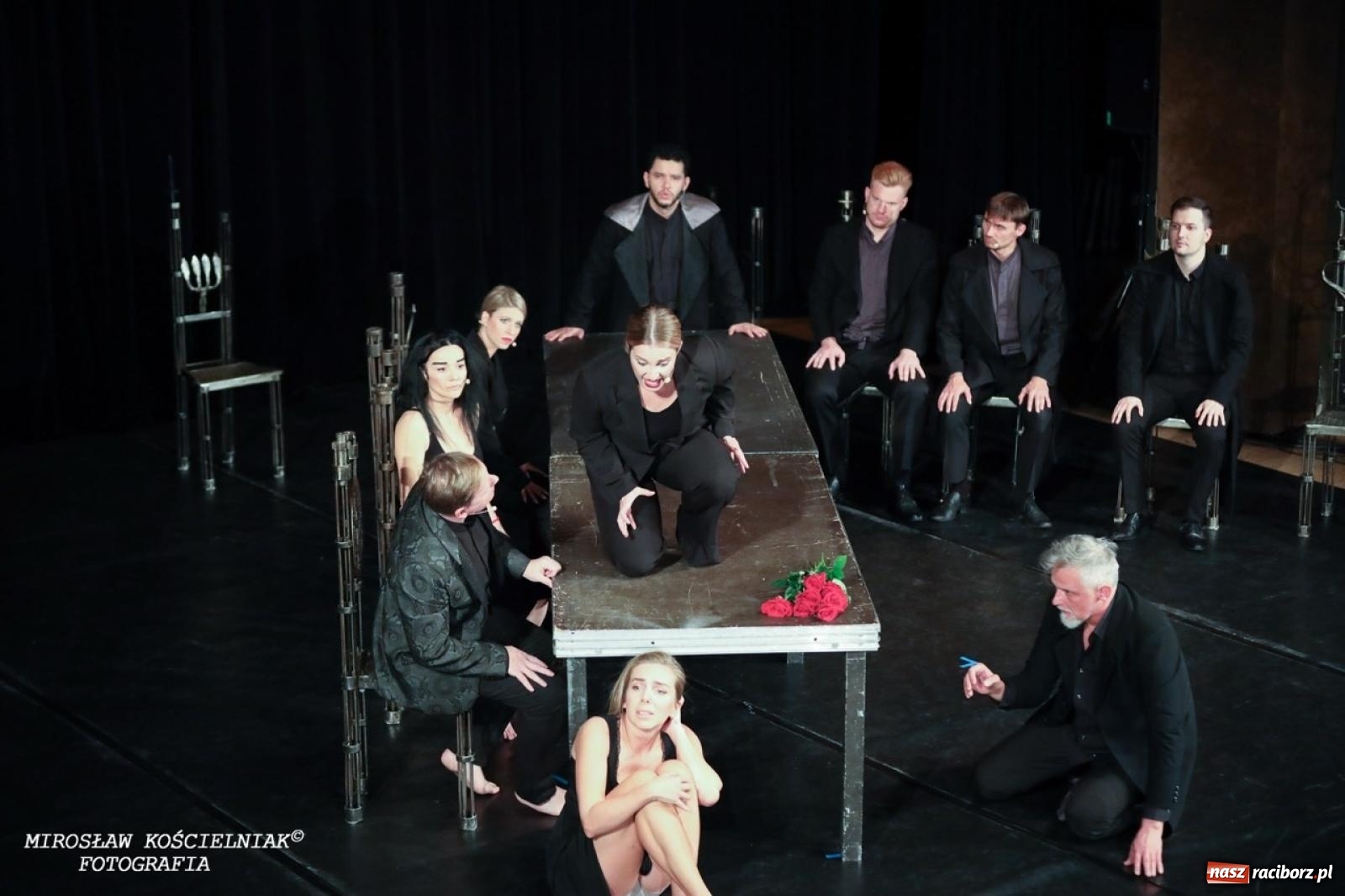 Zdjęcie w galerii na portalu naszraciborz.pl: Wrocławski Teatr Pieśń Kozła na deskach RCK wiadomości z regionu