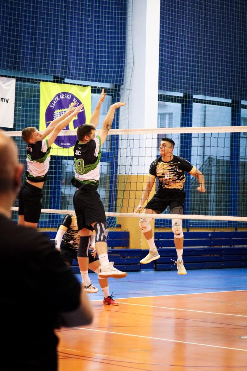 Zdjęcie w galerii na portalu naszraciborz.pl: Zacięta walka na parkiecie. SK Górnik Radlin wygrywa po tie-breaku [FOTO] wiadomości z regionu