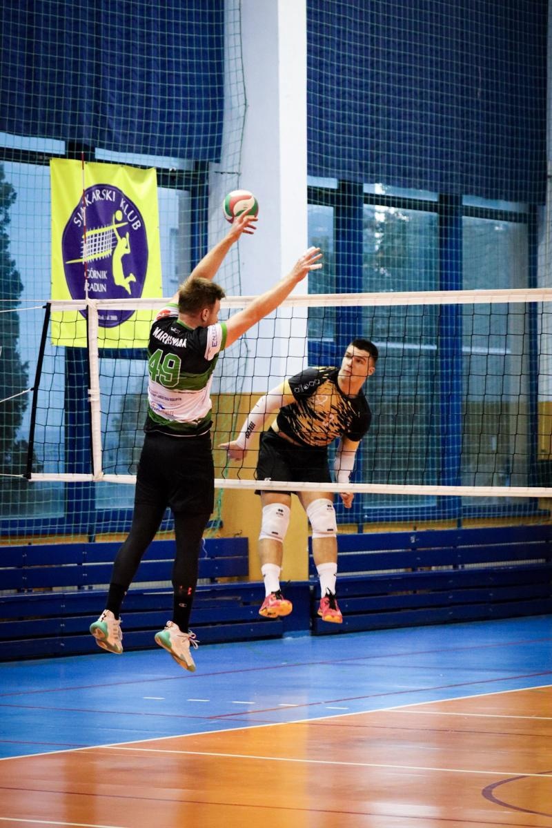 Zdjęcie w galerii na portalu naszraciborz.pl: Zacięta walka na parkiecie. SK Górnik Radlin wygrywa po tie-breaku [FOTO] wiadomości z regionu