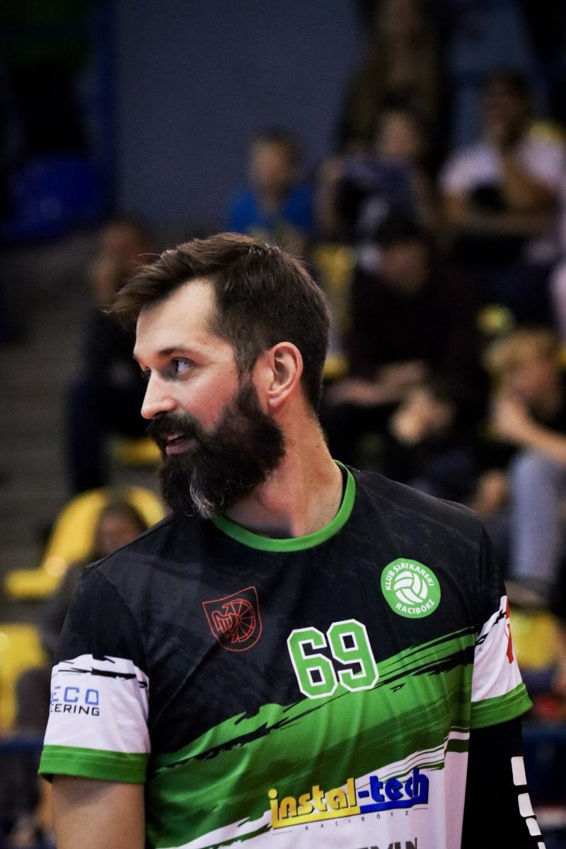 Zdjęcie w galerii na portalu naszraciborz.pl: Zacięta walka na parkiecie. SK Górnik Radlin wygrywa po tie-breaku [FOTO] wiadomości z regionu