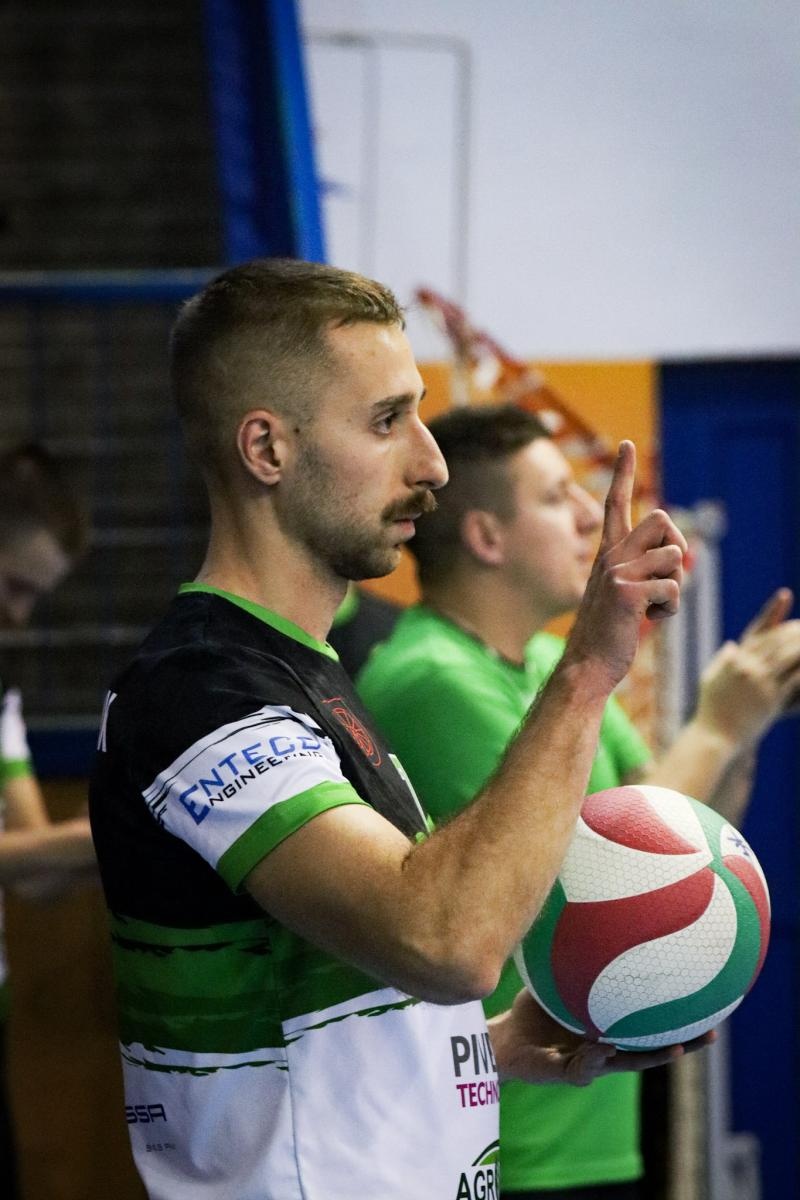 Zdjęcie w galerii na portalu naszraciborz.pl: Zacięta walka na parkiecie. SK Górnik Radlin wygrywa po tie-breaku [FOTO] wiadomości z regionu