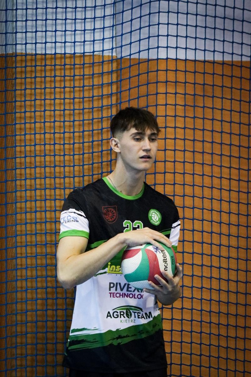 Zdjęcie w galerii na portalu naszraciborz.pl: Zacięta walka na parkiecie. SK Górnik Radlin wygrywa po tie-breaku [FOTO] wiadomości z regionu