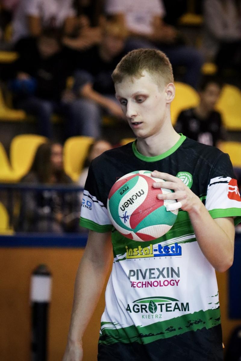 Zdjęcie w galerii na portalu naszraciborz.pl: Zacięta walka na parkiecie. SK Górnik Radlin wygrywa po tie-breaku [FOTO] wiadomości z regionu