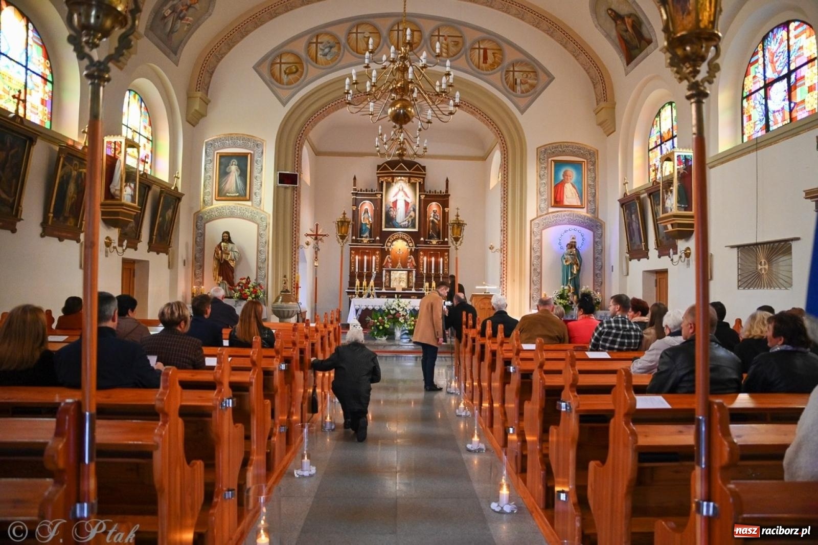 Zdjęcie w galerii na portalu naszraciborz.pl: Jubileuszowy koncert z okazji 100-lecia kościoła w Owsiszczach wiadomości z regionu
