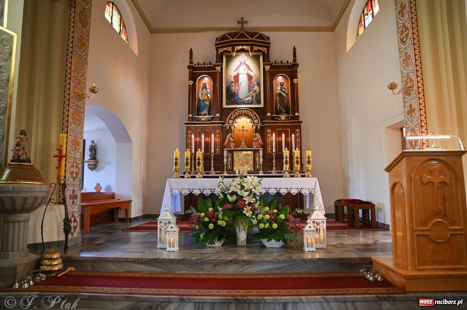 Zdjęcie w galerii na portalu naszraciborz.pl: Jubileuszowy koncert z okazji 100-lecia kościoła w Owsiszczach wiadomości z regionu