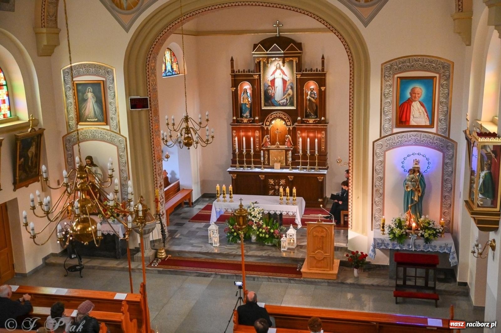 Zdjęcie w galerii na portalu naszraciborz.pl: Jubileuszowy koncert z okazji 100-lecia kościoła w Owsiszczach wiadomości z regionu