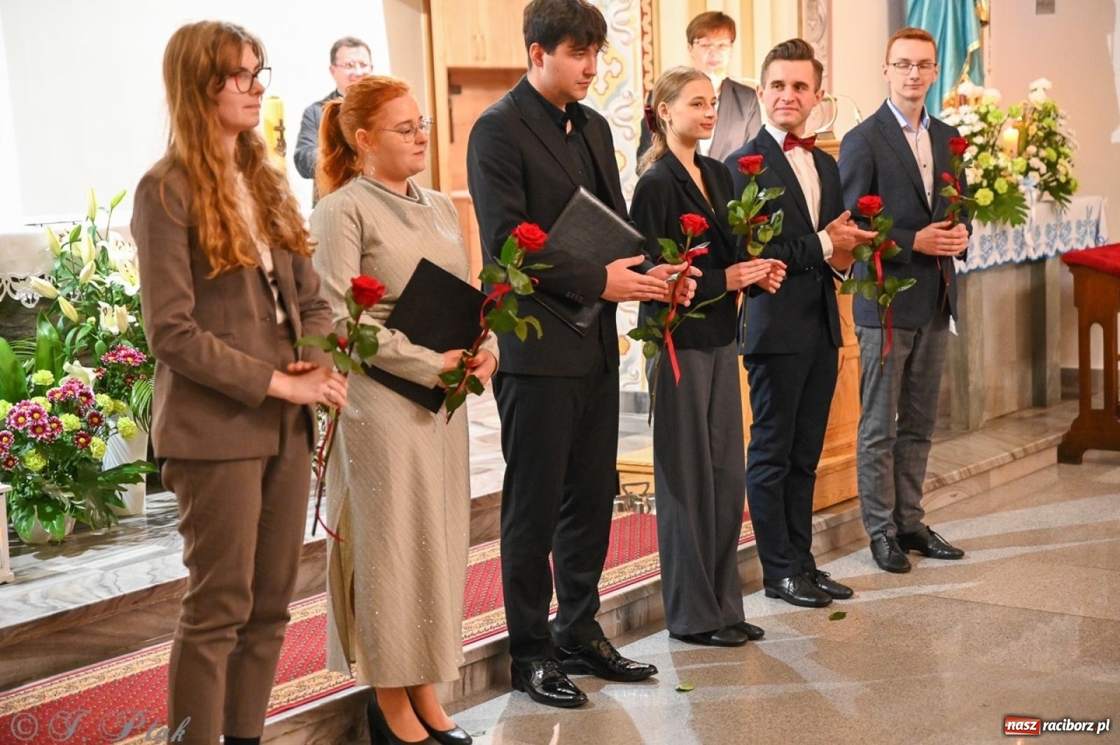 Zdjęcie w galerii na portalu naszraciborz.pl: Jubileuszowy koncert z okazji 100-lecia kościoła w Owsiszczach wiadomości z regionu