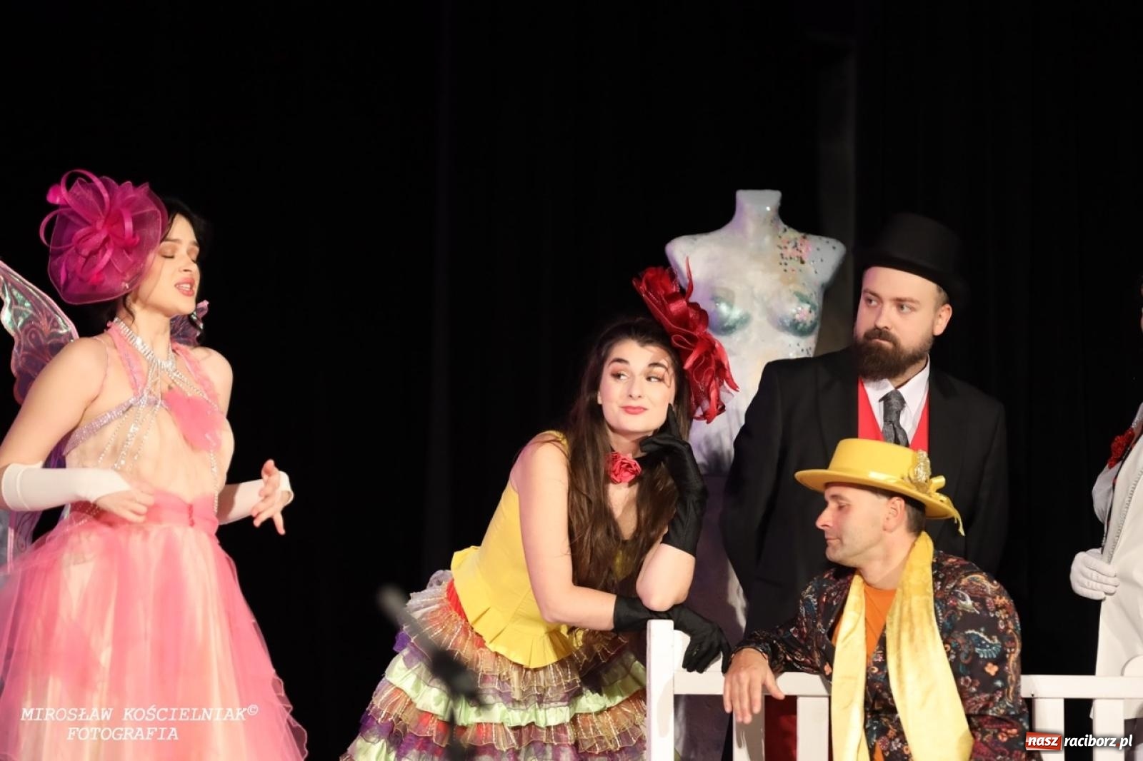 Zdjęcie w galerii na portalu naszraciborz.pl: Zemsta nietoperza Johanna Straussa II zachwyciła w RCK wiadomości z regionu