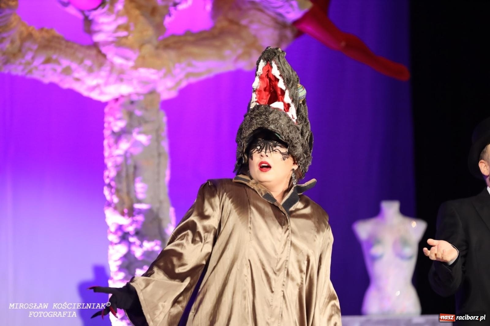 Zdjęcie w galerii na portalu naszraciborz.pl: Zemsta nietoperza Johanna Straussa II zachwyciła w RCK wiadomości z regionu