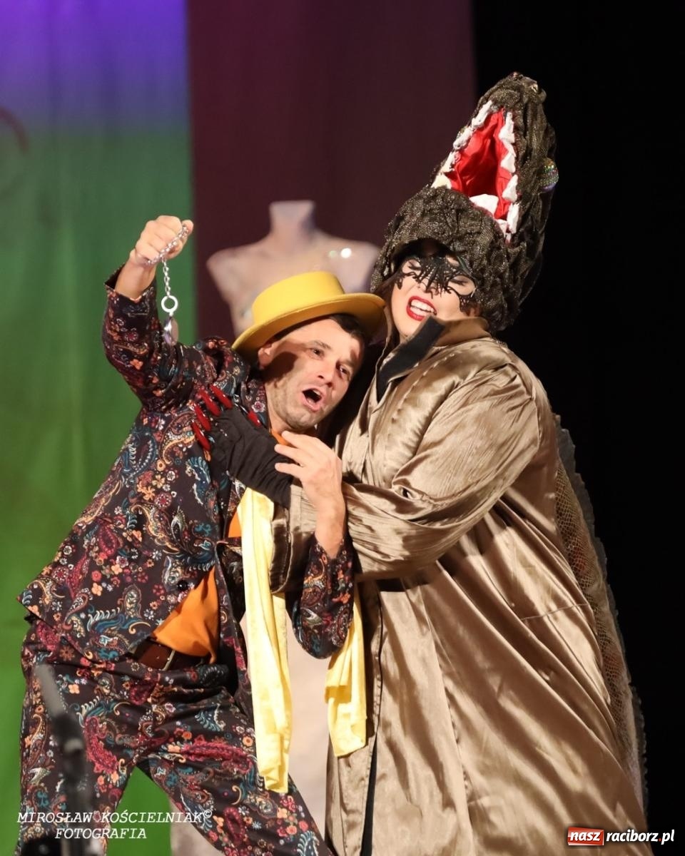 Zdjęcie w galerii na portalu naszraciborz.pl: Zemsta nietoperza Johanna Straussa II zachwyciła w RCK wiadomości z regionu