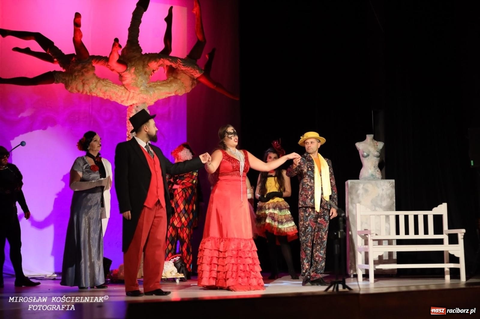 Zdjęcie w galerii na portalu naszraciborz.pl: Zemsta nietoperza Johanna Straussa II zachwyciła w RCK wiadomości z regionu