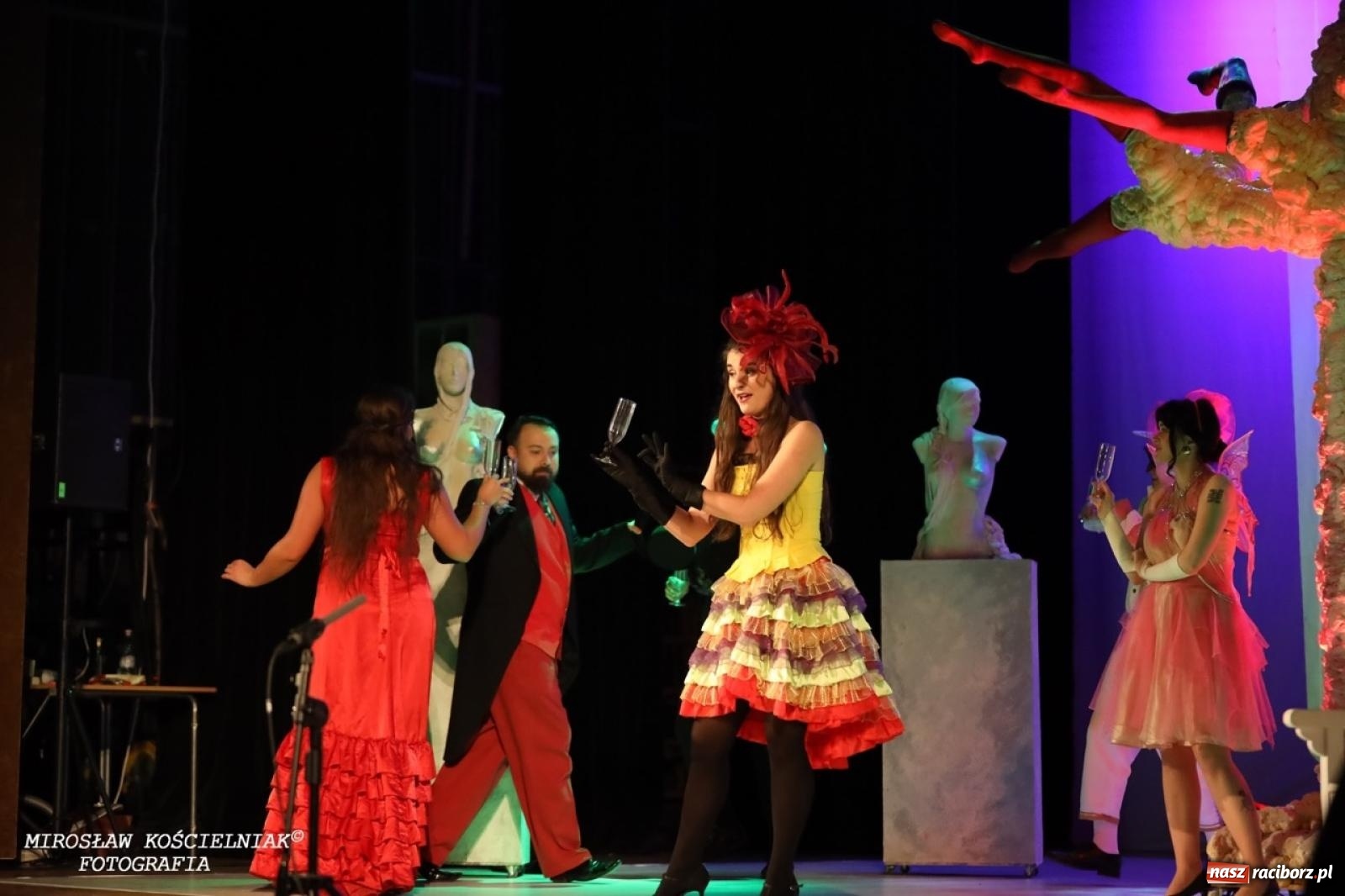 Zdjęcie w galerii na portalu naszraciborz.pl: Zemsta nietoperza Johanna Straussa II zachwyciła w RCK wiadomości z regionu