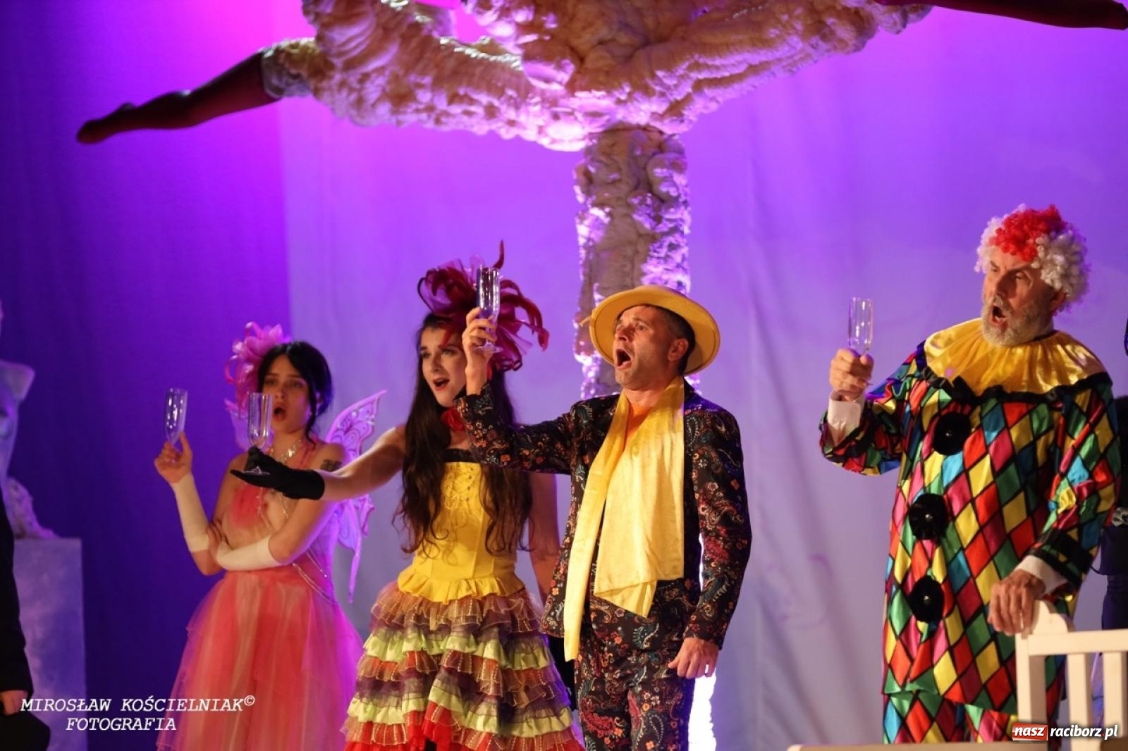 Zdjęcie w galerii na portalu naszraciborz.pl: Zemsta nietoperza Johanna Straussa II zachwyciła w RCK wiadomości z regionu