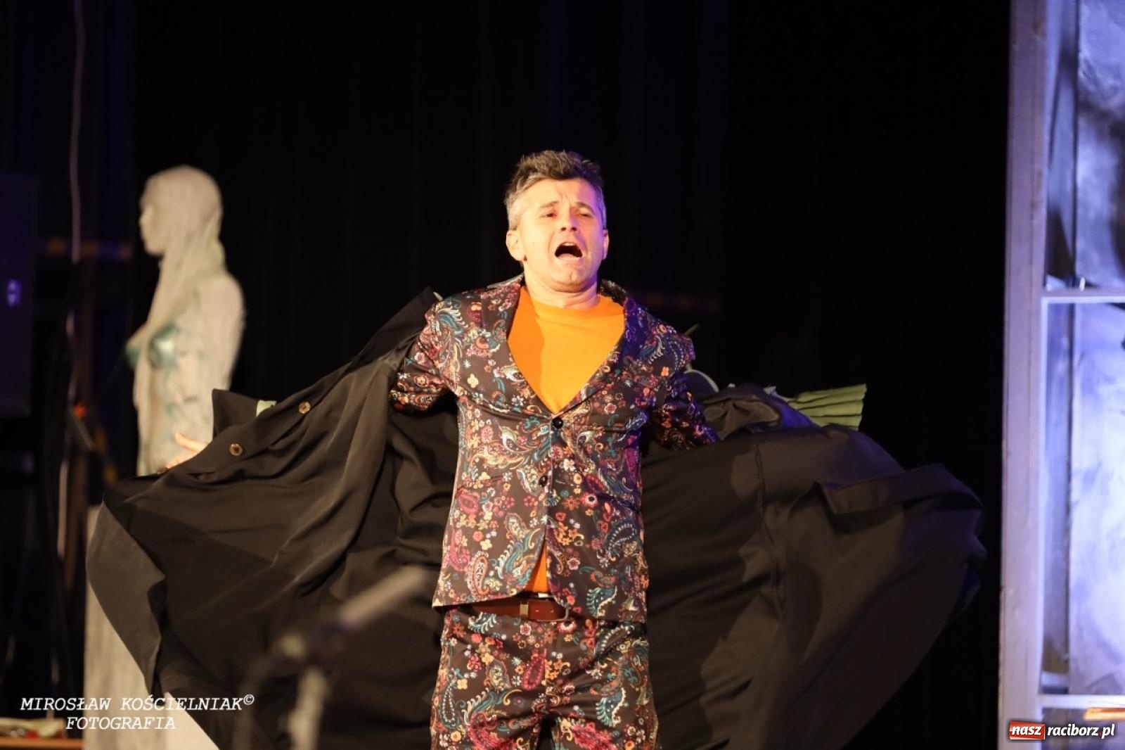 Zdjęcie w galerii na portalu naszraciborz.pl: Zemsta nietoperza Johanna Straussa II zachwyciła w RCK wiadomości z regionu