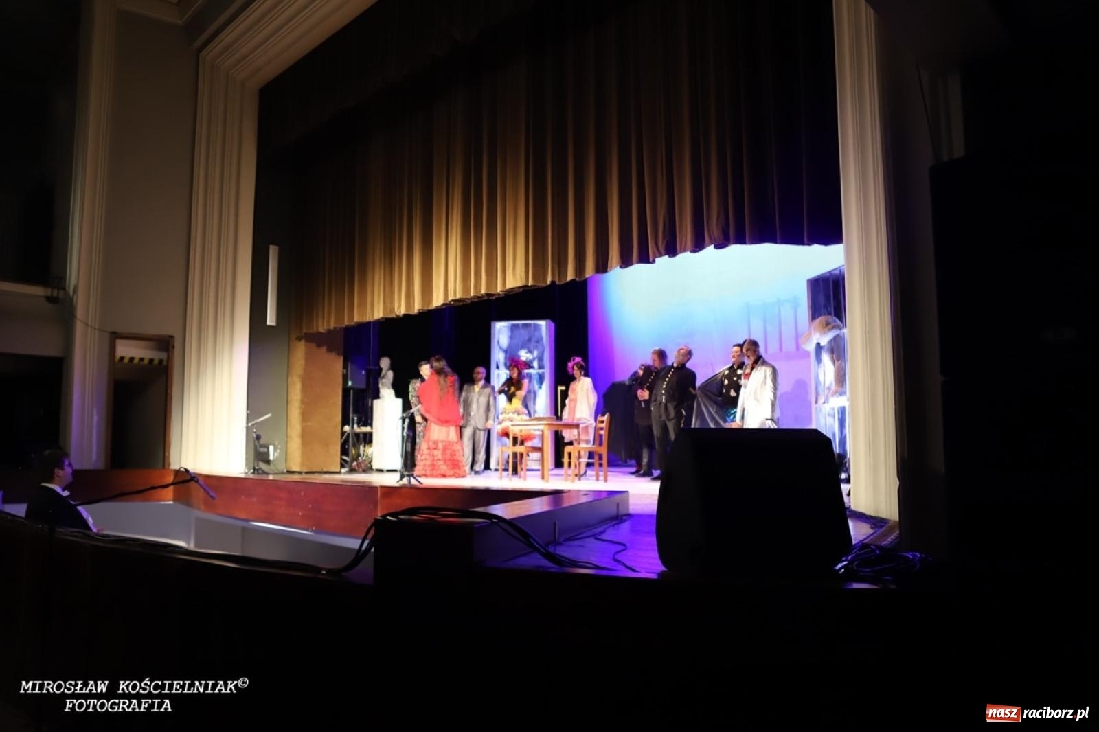 Zdjęcie w galerii na portalu naszraciborz.pl: Zemsta nietoperza Johanna Straussa II zachwyciła w RCK wiadomości z regionu