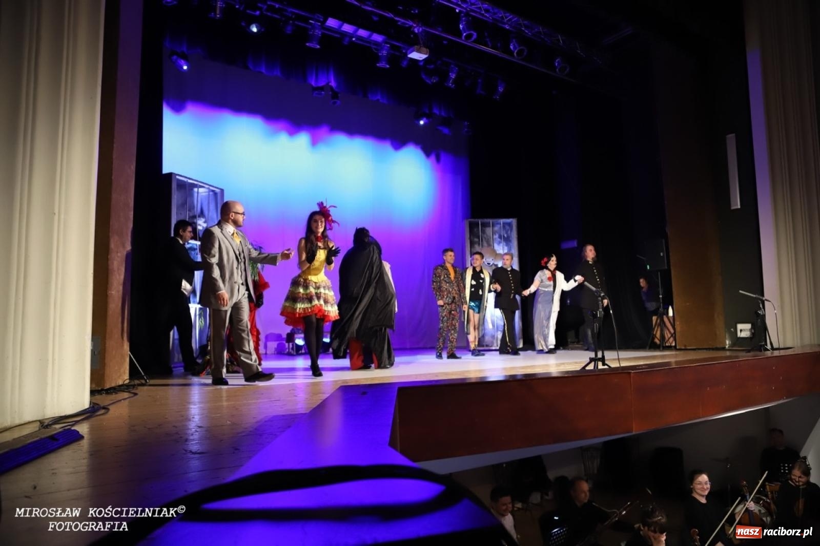 Zdjęcie w galerii na portalu naszraciborz.pl: Zemsta nietoperza Johanna Straussa II zachwyciła w RCK wiadomości z regionu