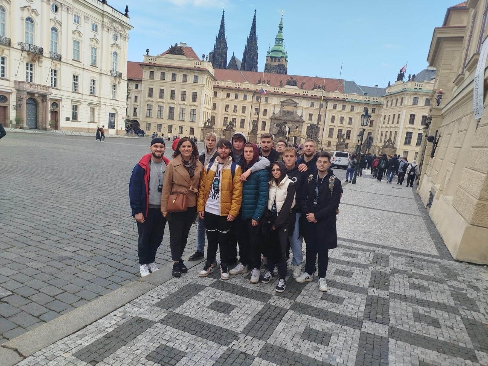 Zdjęcie w galerii na portalu naszraciborz.pl: Praga oczami uczniów Mechanika: Niezapomniana podróż wiadomości z regionu