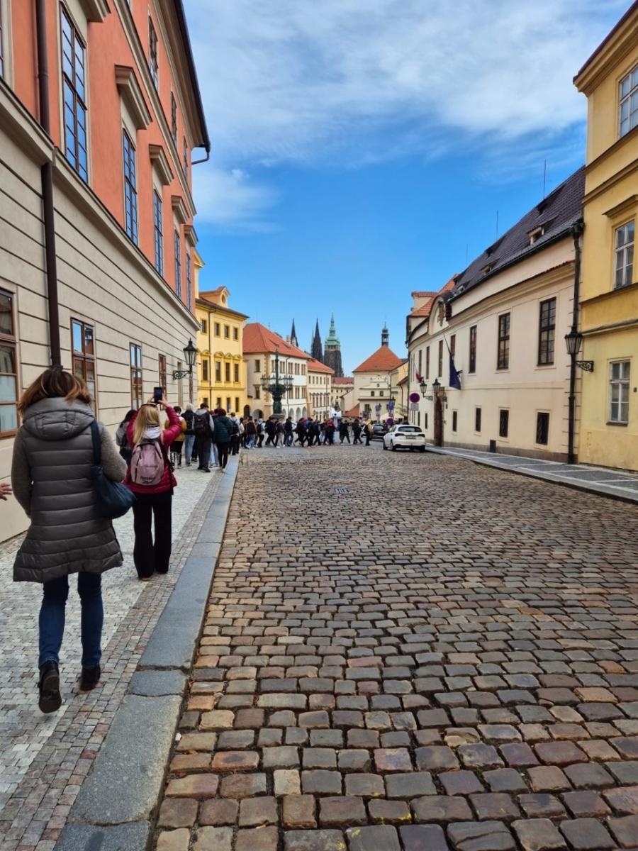Zdjęcie w galerii na portalu naszraciborz.pl: Praga oczami uczniów Mechanika: Niezapomniana podróż wiadomości z regionu