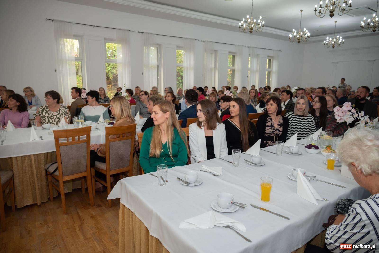 Zdjęcie w galerii na portalu naszraciborz.pl: Gminne obchody Dnia Edukacji Narodowej w Pietrowicach Wielkich wiadomości z regionu