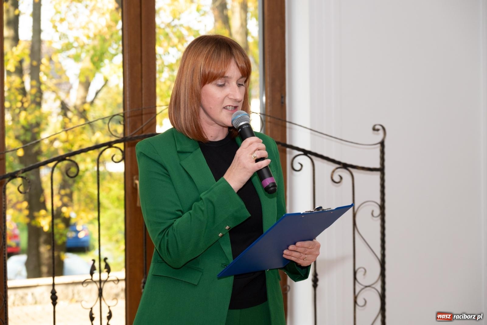 Zdjęcie w galerii na portalu naszraciborz.pl: Gminne obchody Dnia Edukacji Narodowej w Pietrowicach Wielkich wiadomości z regionu