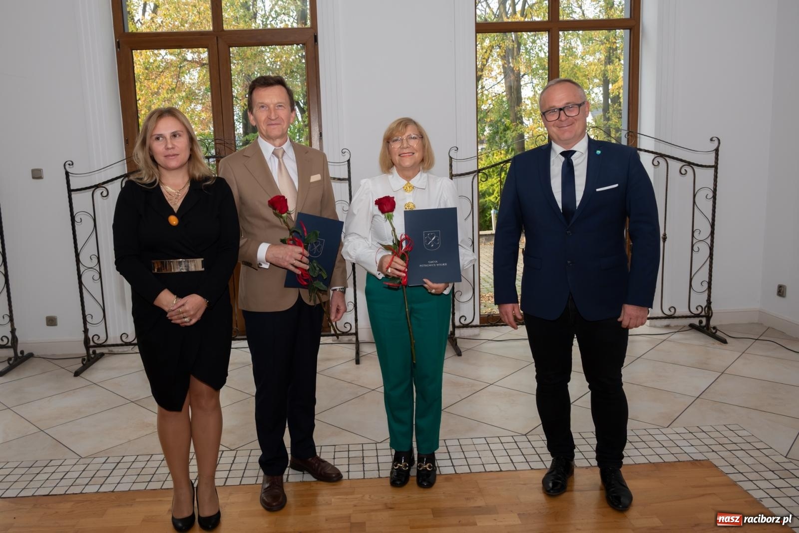 Zdjęcie w galerii na portalu naszraciborz.pl: Gminne obchody Dnia Edukacji Narodowej w Pietrowicach Wielkich wiadomości z regionu