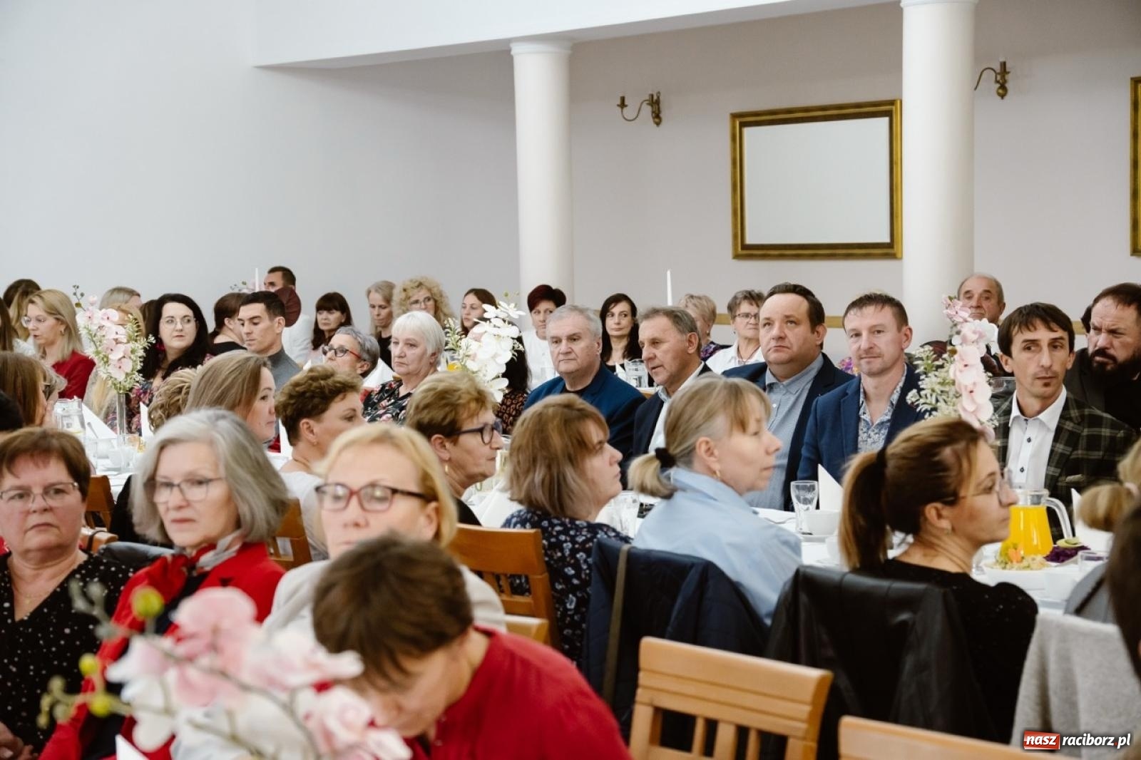 Zdjęcie w galerii na portalu naszraciborz.pl: Gminne obchody Dnia Edukacji Narodowej w Pietrowicach Wielkich wiadomości z regionu