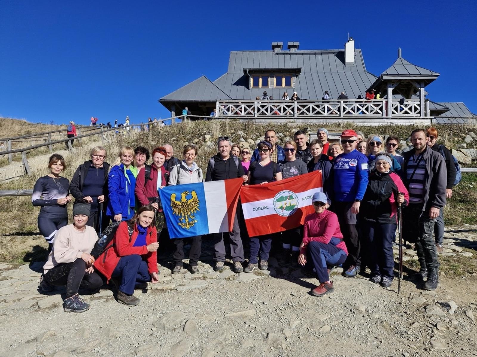 Zdjęcie w galerii na portalu naszraciborz.pl: Wyprawa na Tarnicę: jesienne wędrówki z PTTK Racibórz wiadomości z regionu