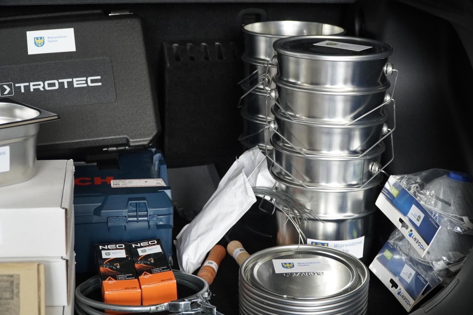 Zdjęcie w galerii na portalu naszraciborz.pl: Straż miejska w Raciborzu dostała mobilne laboratorium. Może zbadać, co wylatuje z komina wiadomości z regionu