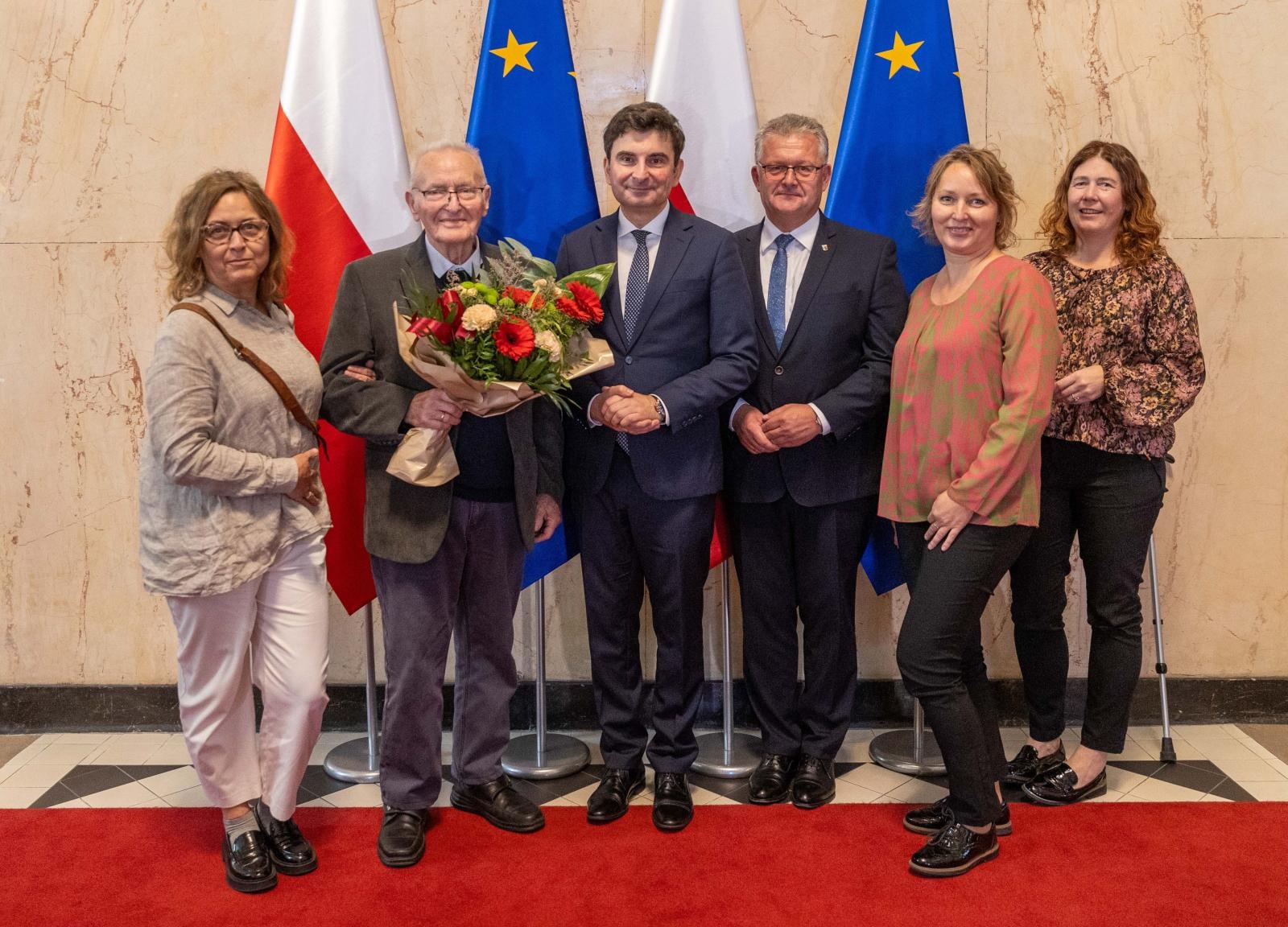 Zdjęcie w galerii na portalu naszraciborz.pl: Konkurs Aktywny Senior rozstrzygnięty. Wyróżnienie dla mieszkańca Krzyżanowic wiadomości z regionu