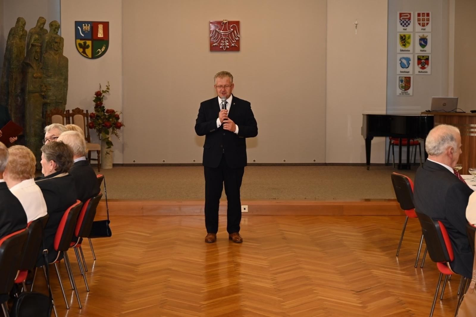 Zdjęcie w galerii na portalu naszraciborz.pl: Blisko trzydzieści par świętowało złote gody w Krzyżanowicach wiadomości z regionu