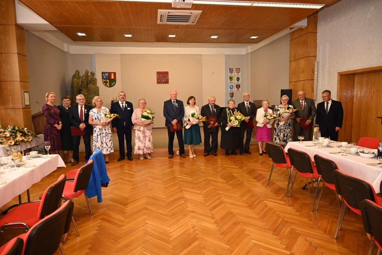 Zdjęcie w galerii na portalu naszraciborz.pl: Blisko trzydzieści par świętowało złote gody w Krzyżanowicach wiadomości z regionu