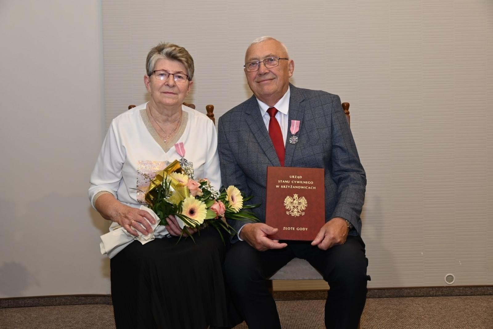 Zdjęcie w galerii na portalu naszraciborz.pl: Blisko trzydzieści par świętowało złote gody w Krzyżanowicach wiadomości z regionu